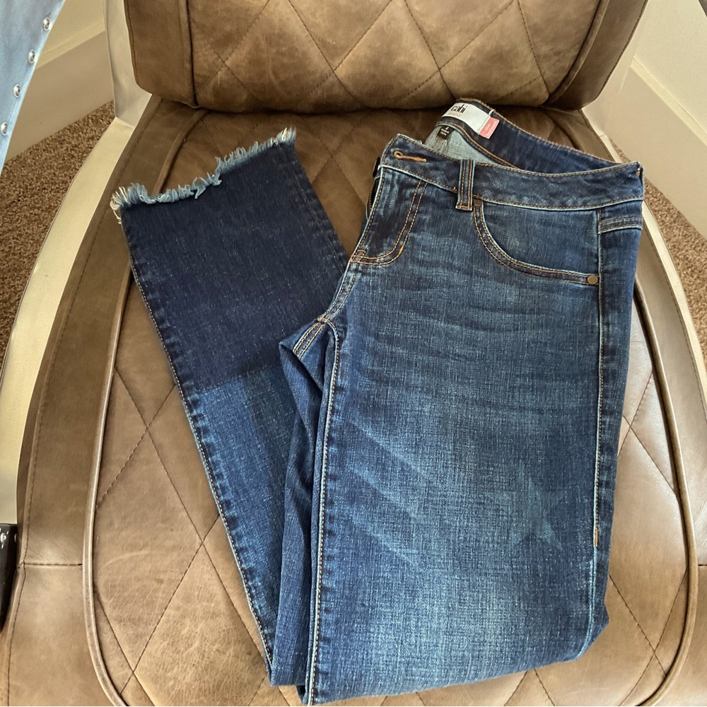 CAbi Style 3937 Slim Boyfriend Jeans